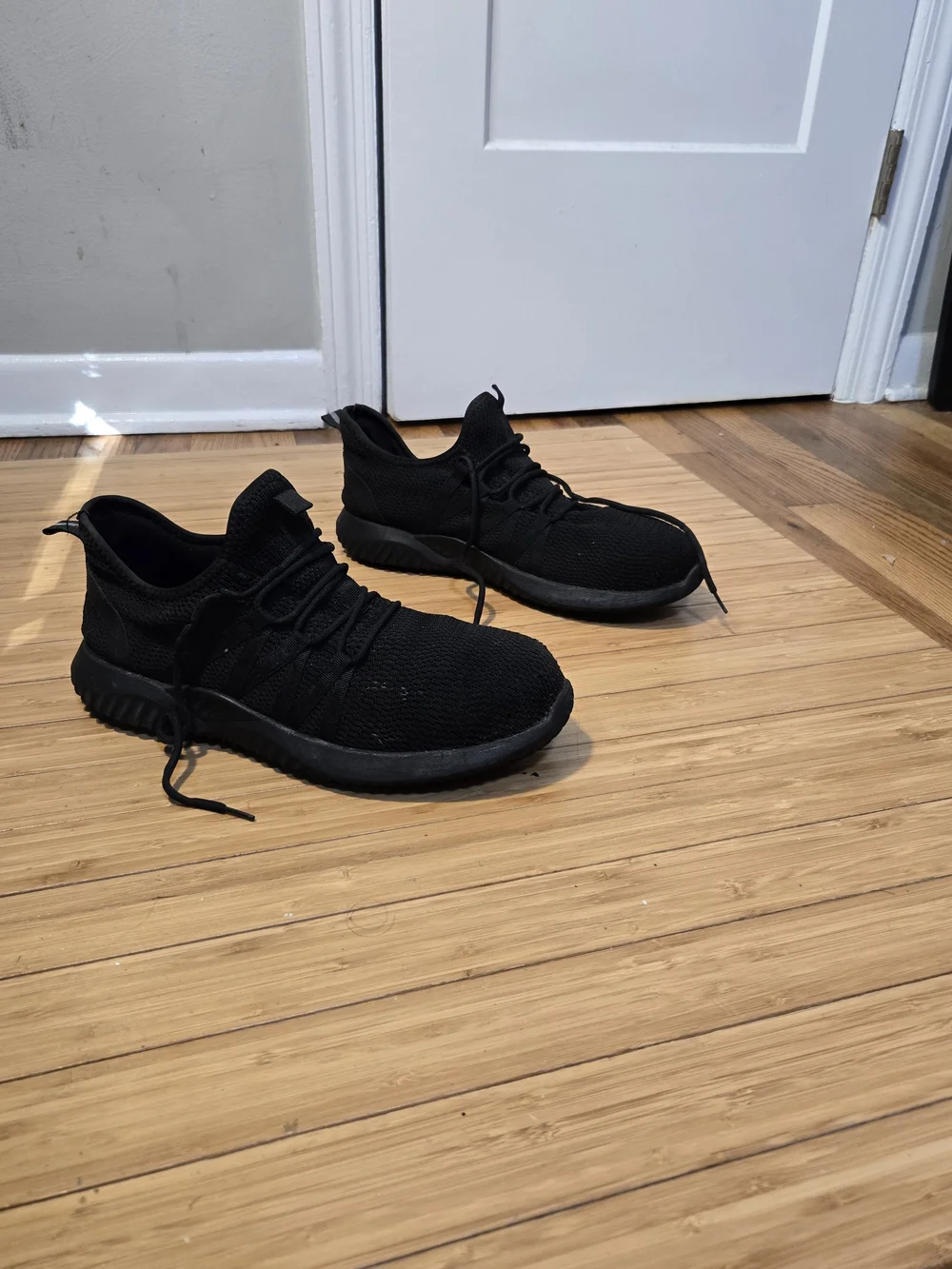 Men's Lightweight Knit Athletic Sneakers - Black